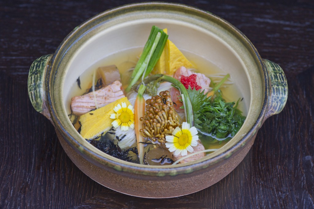 Salmon sukiyaki somen noodles